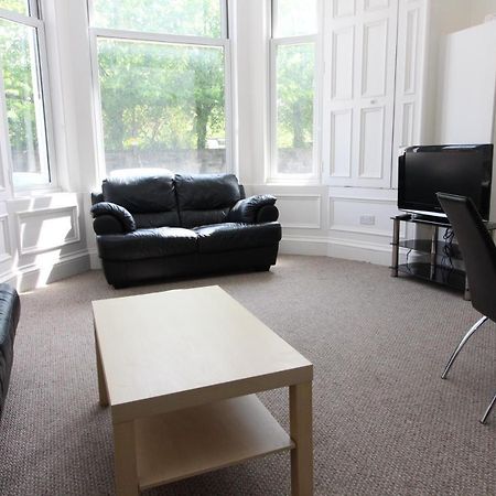 Central Two Bedroom Victorian Apartment With Free Parking Edinburgh Exterior photo