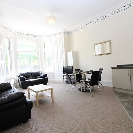 Central Two Bedroom Victorian Apartment With Free Parking Edinburgh Exterior photo