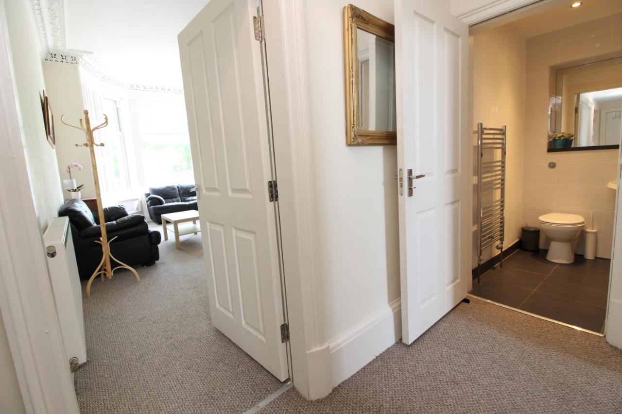 Central Two Bedroom Victorian Apartment With Free Parking Edinburgh Exterior photo